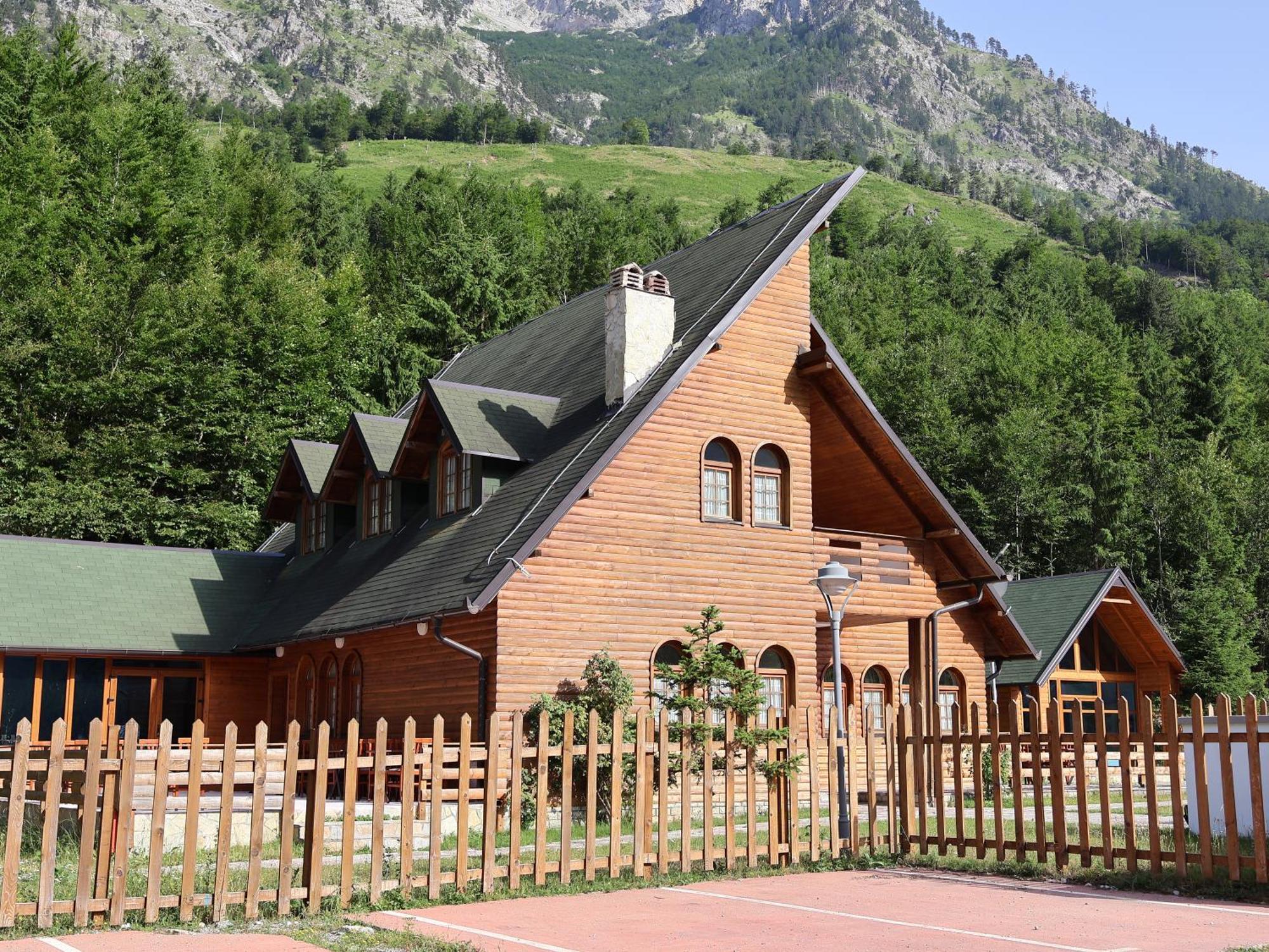 Mik Hotel Valbona Buitenkant foto