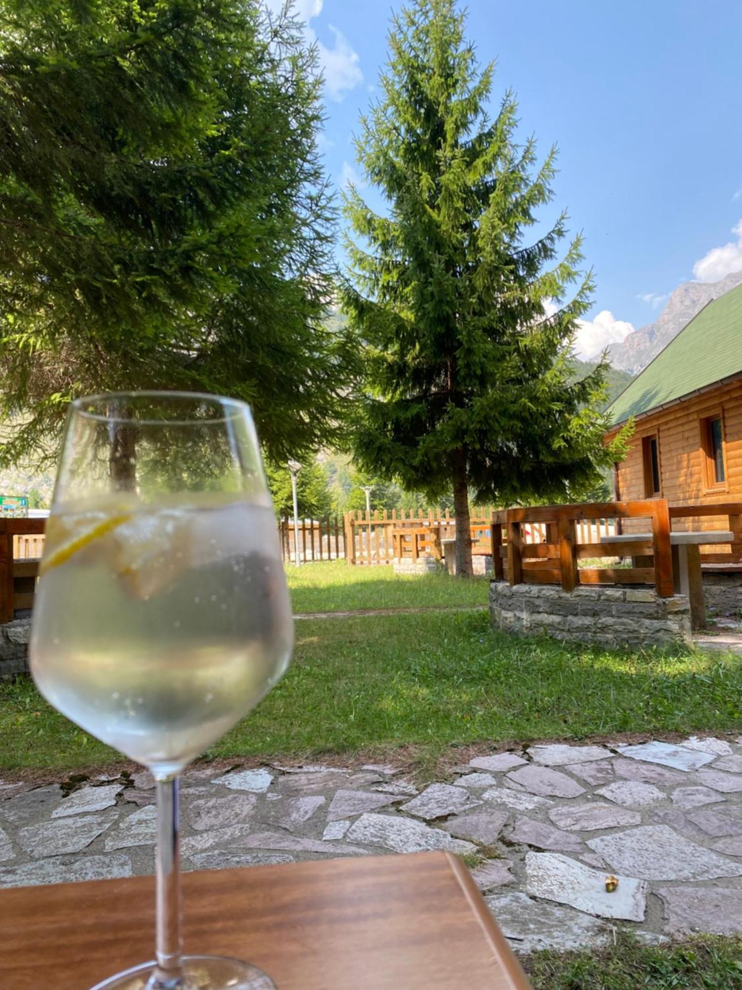 Mik Hotel Valbona Buitenkant foto